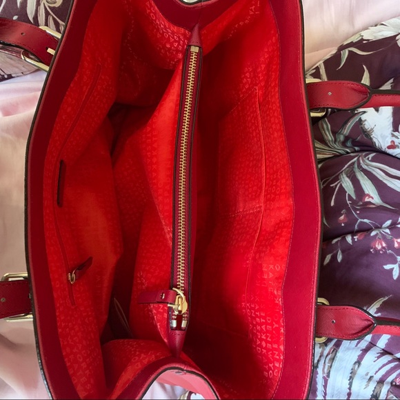 Cove Street Ariel by Kate Spade - Picture 6 of 6